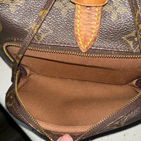 Louis Vuitton Backpack - Picture 10 of 16